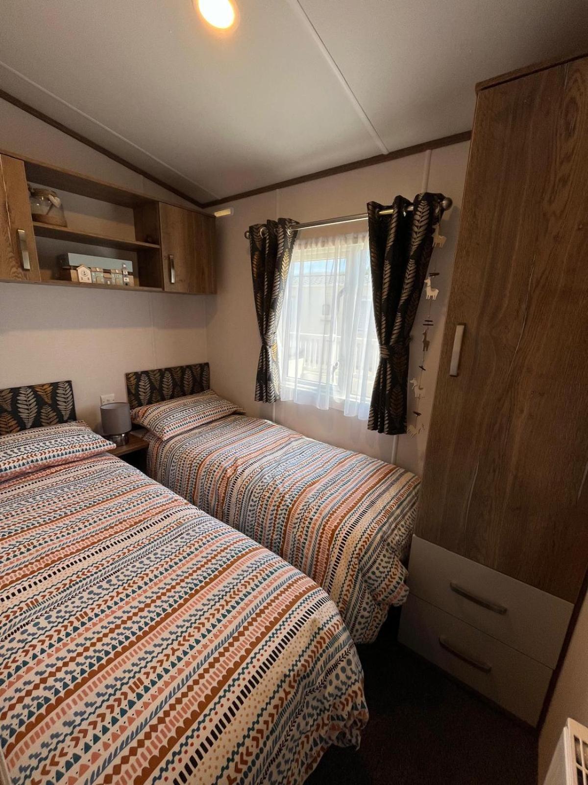 Visma Caravan Llanddwywe 외부 사진